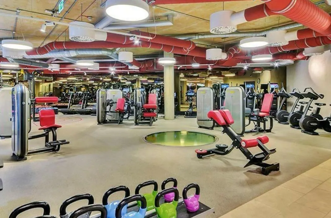 Luxury 2 Bed Flat, Nice View & Spa - Canarywharf London