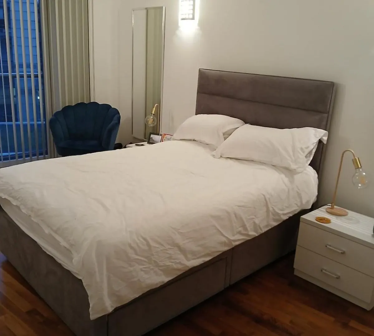 Luxury 2 Bed Flat, Nice View & Spa - Canarywharf London 0*,  United Kingdom